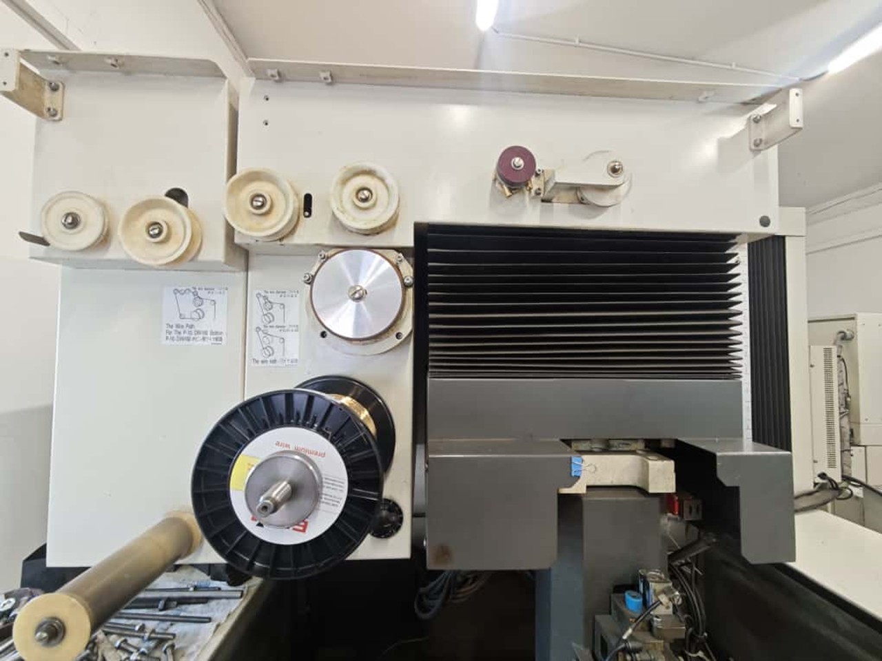 Elektroerozivní drátová řezačka MITSUBISHI QA 20