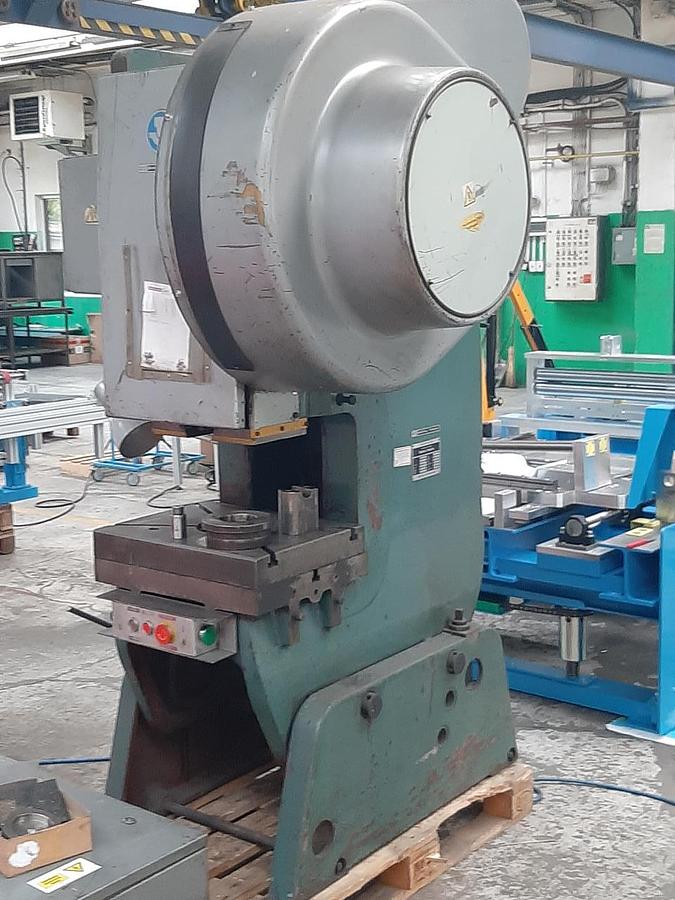 Used SMERAL LENA 25 C