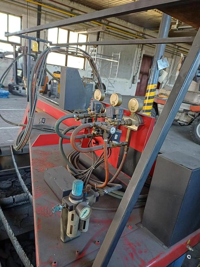 Použitý PIERCE SCORPION 2500 GP