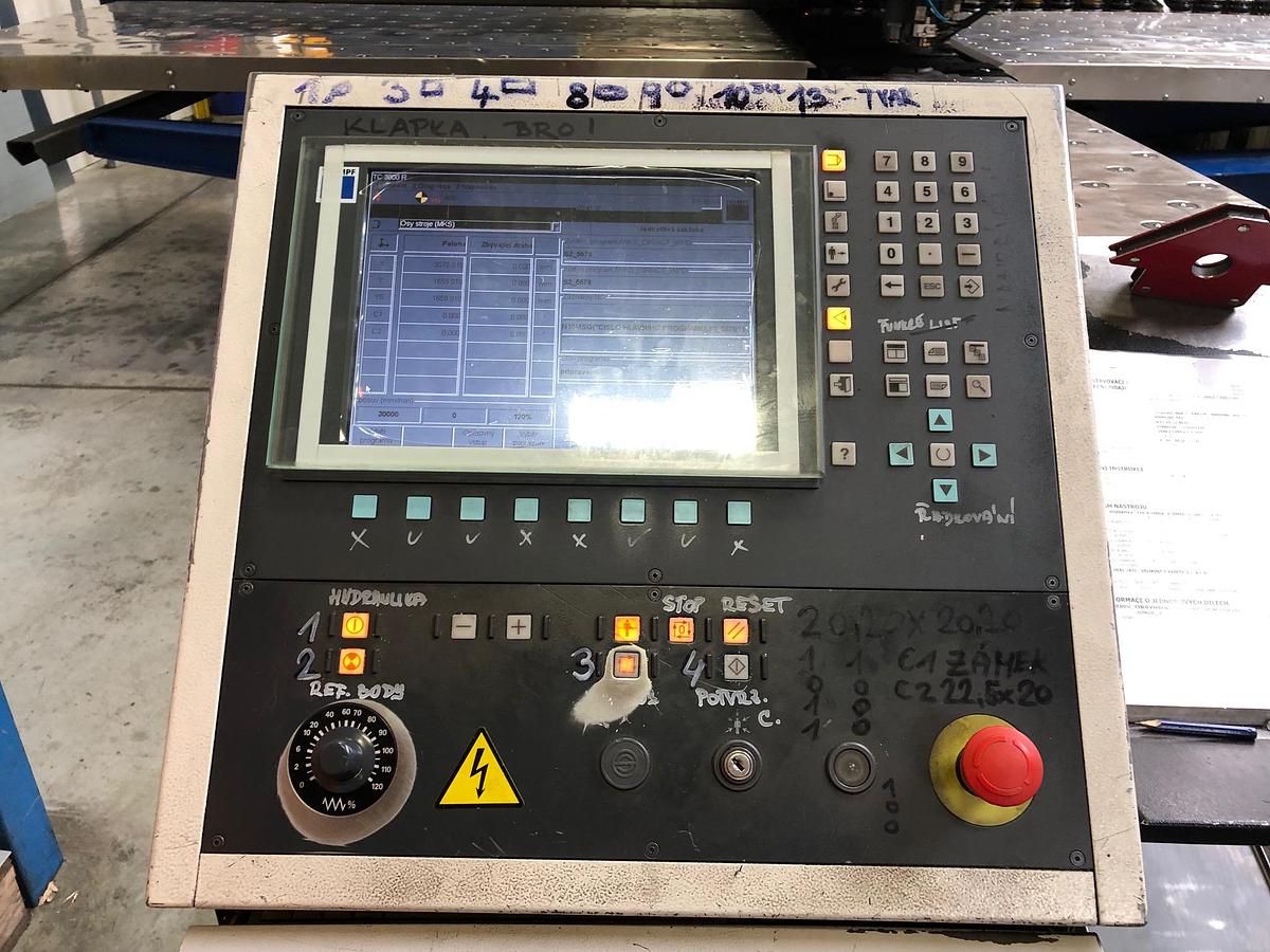 Použitý TRUMPF TRUMATIC 3000 R