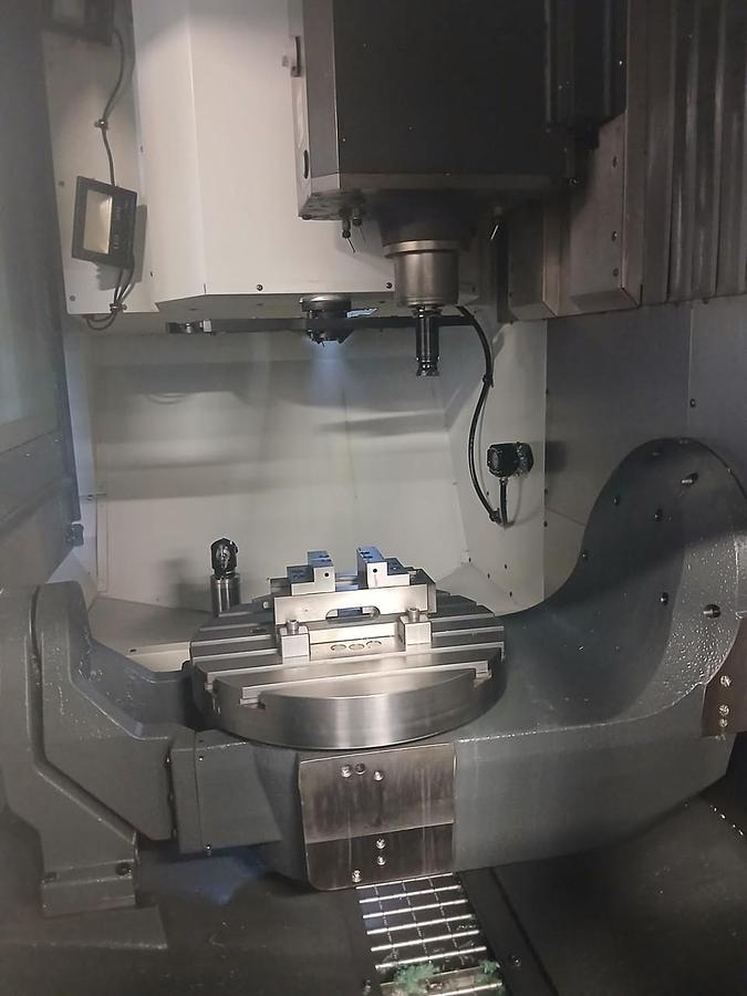 Použitý HAAS UMC 750