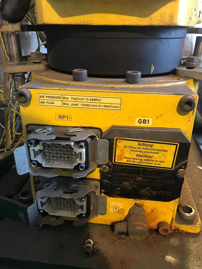 Použitý Fanuc ARC Mate 100iB