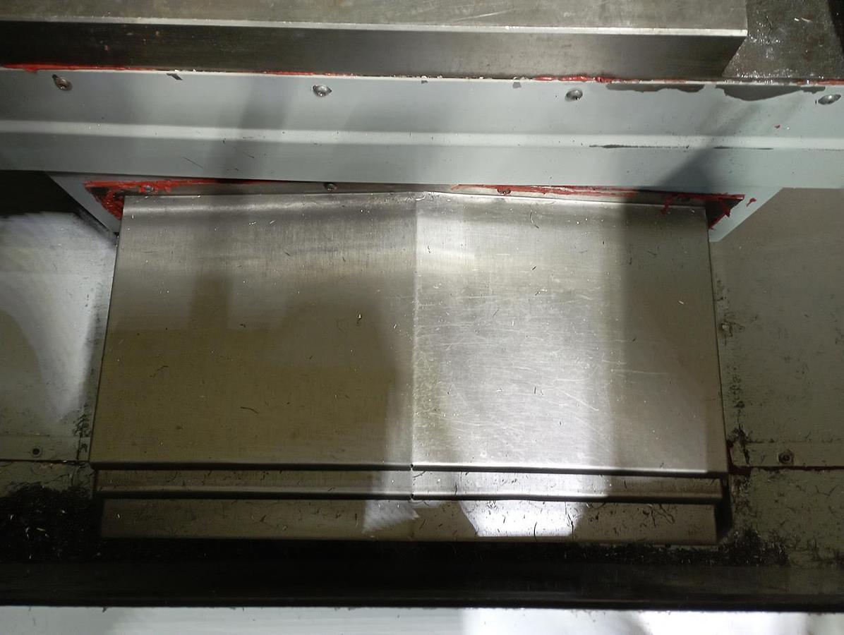 Použitý HAAS SUPER MINI MILL HE