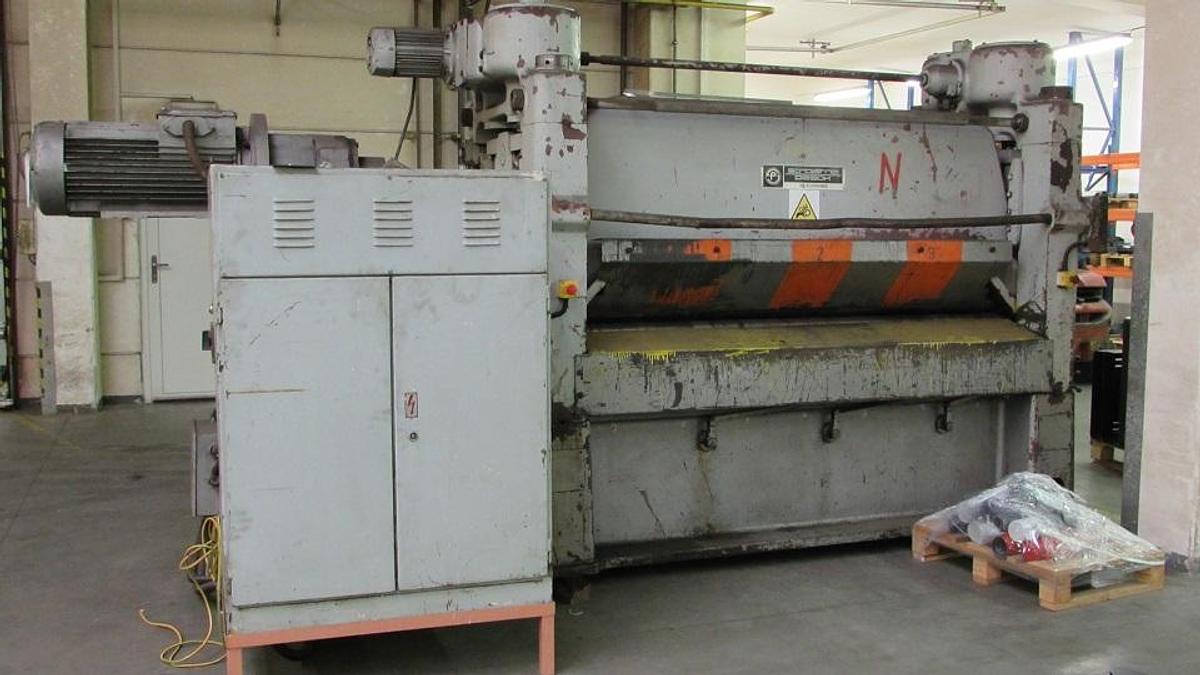 Used Piesok XRM 2000/6,3