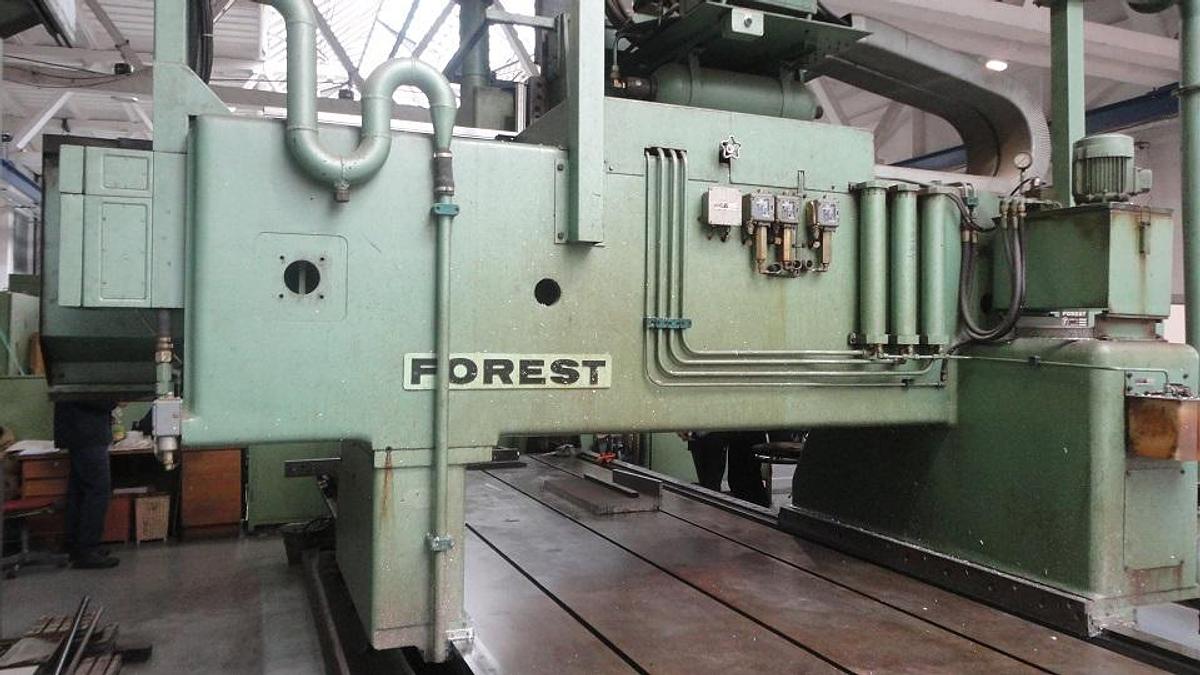 Použitý FOREST VR 1600 B