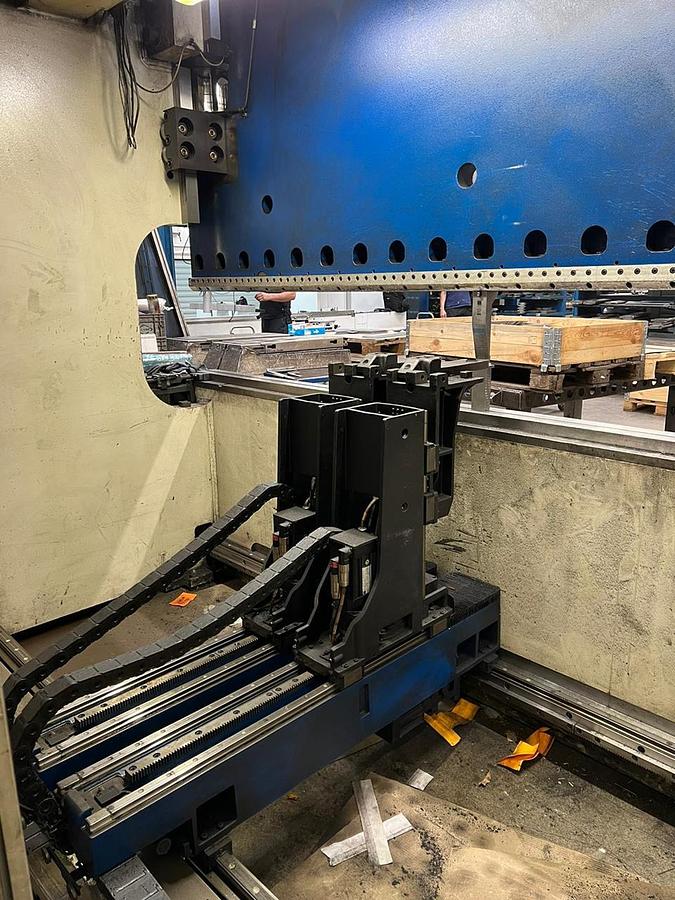 Použitý Trumpf TrumaBend V230