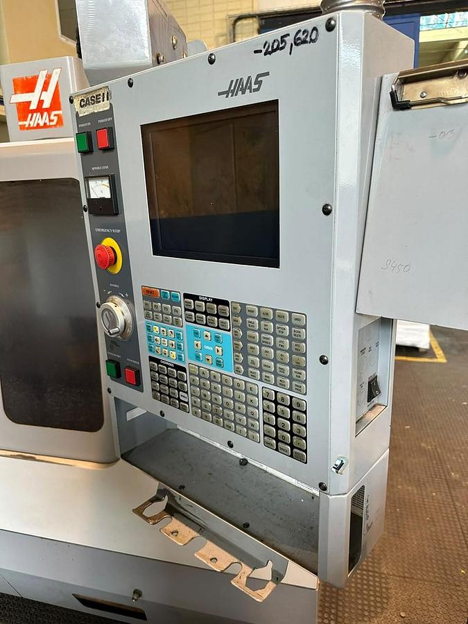 Obráběcí centrum (vertikální) HAAS VF-2DHE