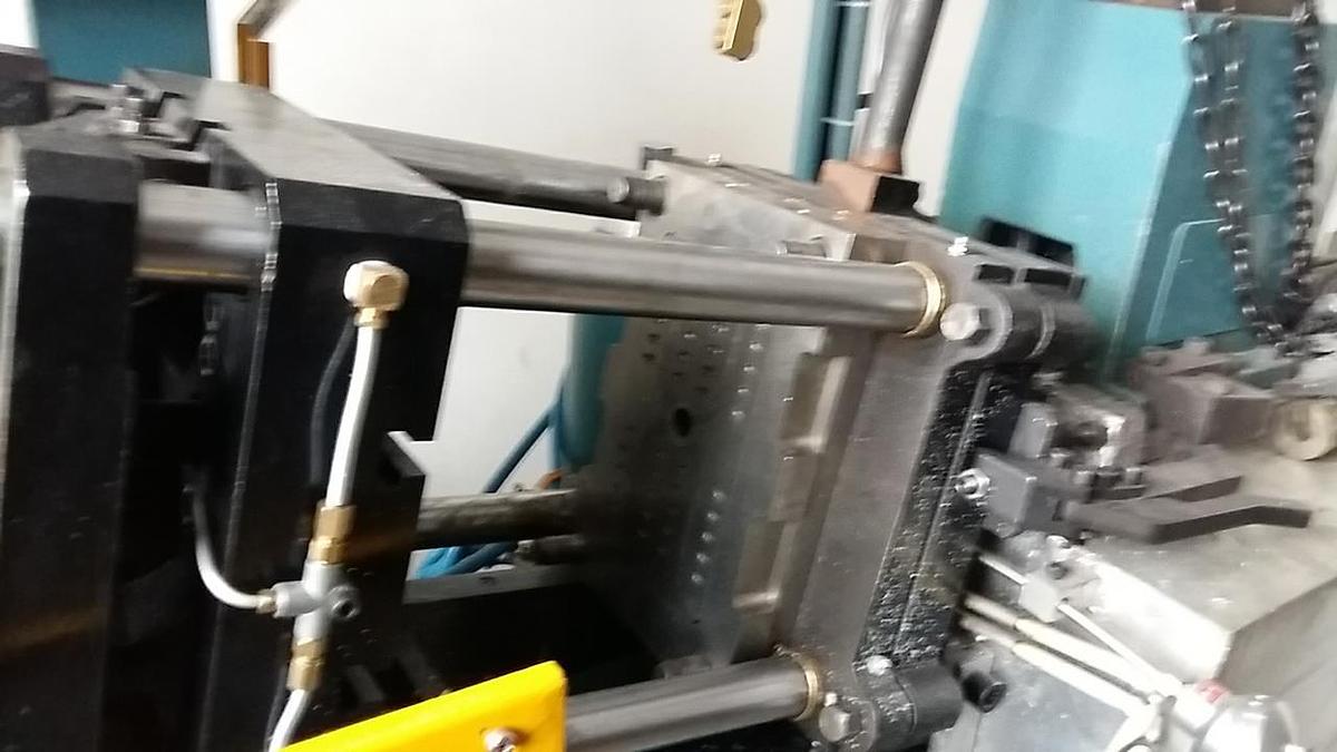 Použitý Licí stroj na zinek