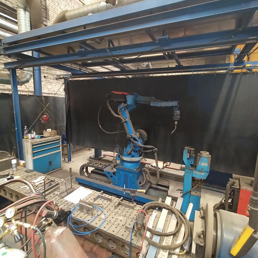 Used Motoman MA 1900