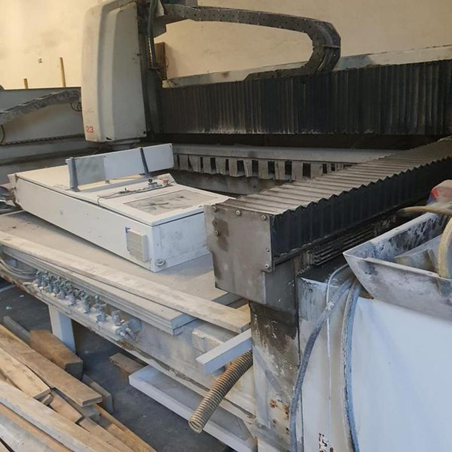Used INTERMAC Master 23