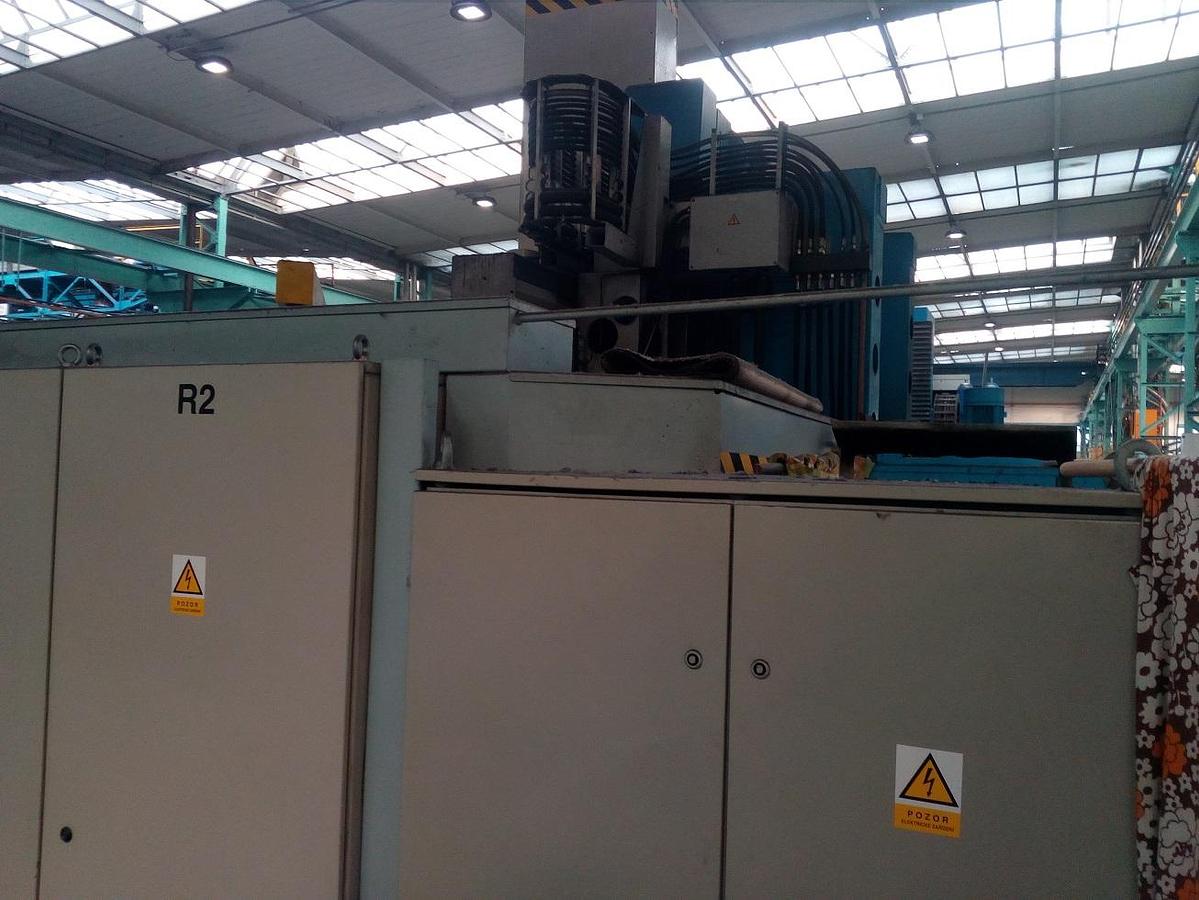 Použitý TOS SKQ12 CNC