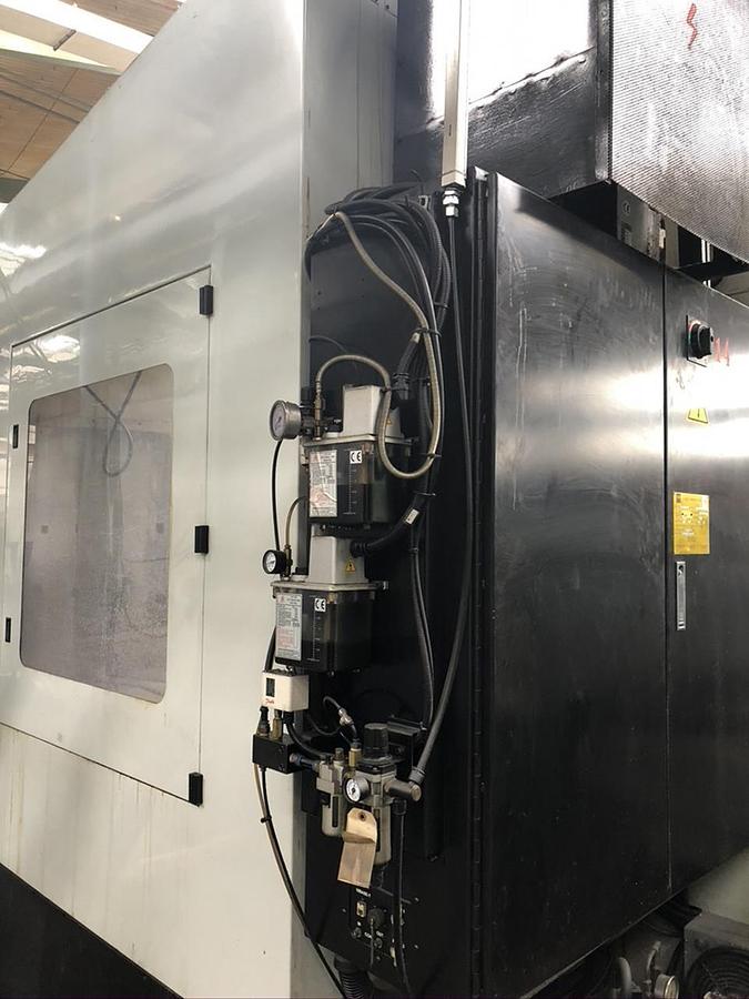 Gebraucht HURCO VMX 64