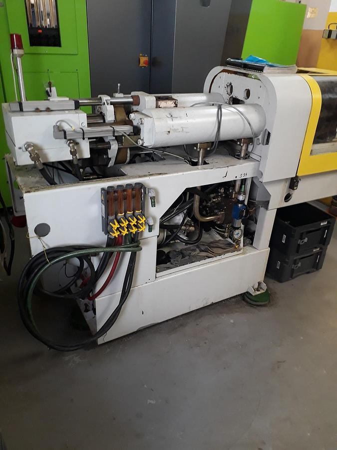 Použitý BATTENFELD Plus 350/75