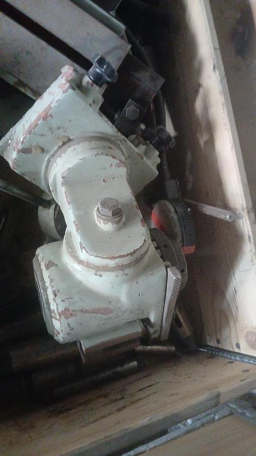 Použitý TOS BN 102 B