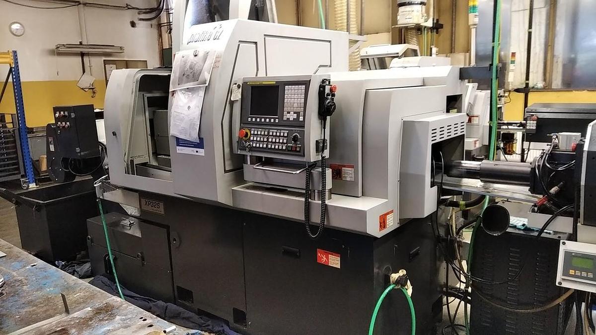 CNC soustruh HANWHA XP32S