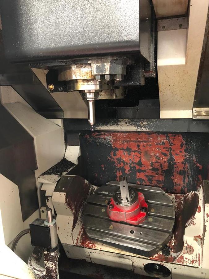 Used MAZAK VARIAXIS 500-5X
