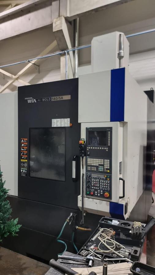 Used HYUNDAI WIA Hi-MOLD 560/5A
