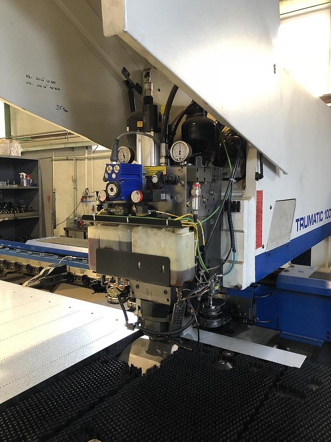 Used TRUMPF TruMatic 1000 R