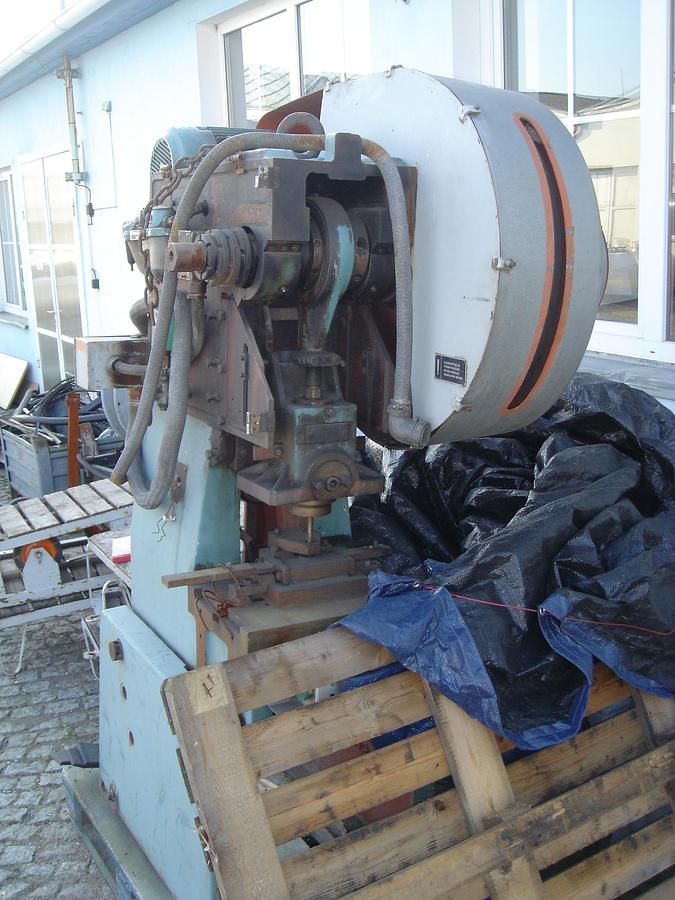 Used Šmeral Trnava LEN 10