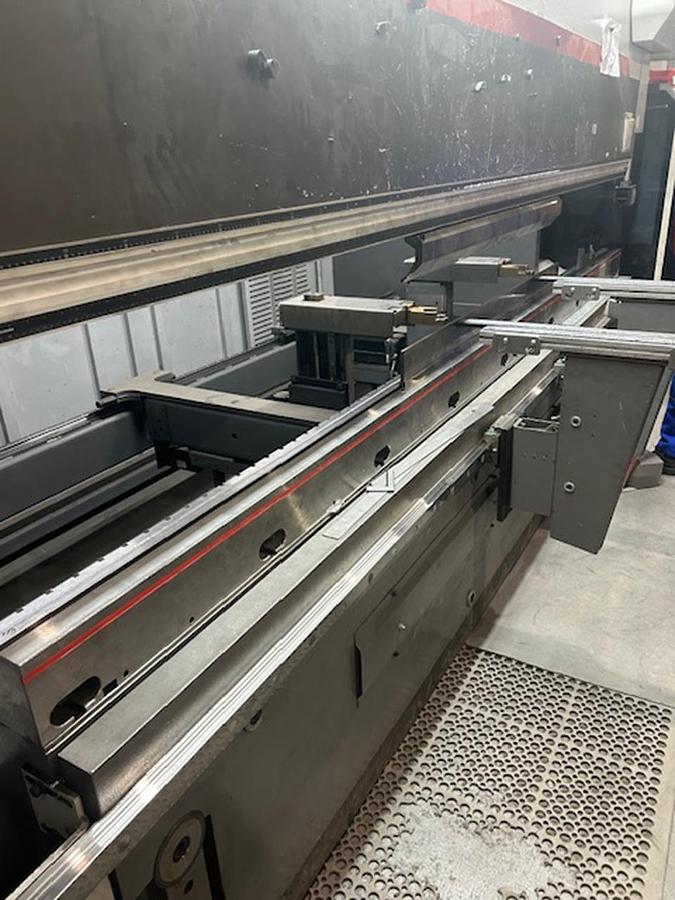 Used Bystronic Xpert 320