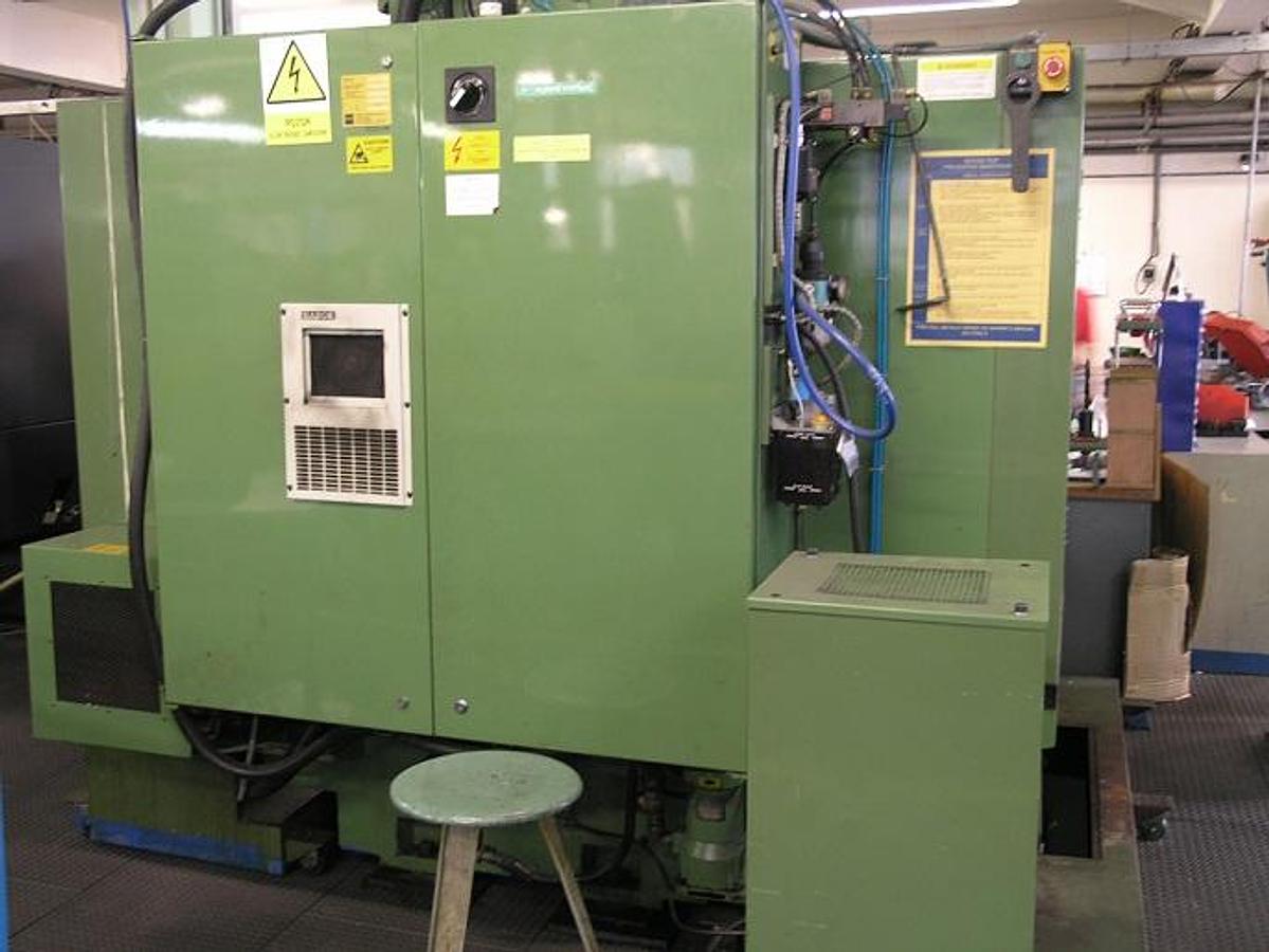 Gebraucht HURCO BMC 30