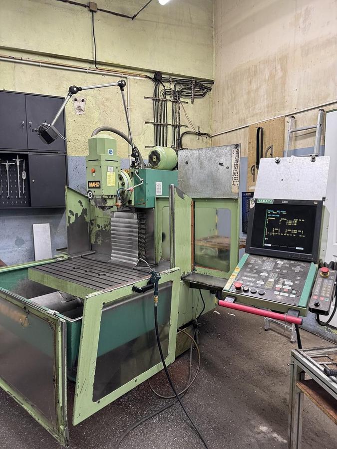 CNC milling machine MAHO MH 600 E
