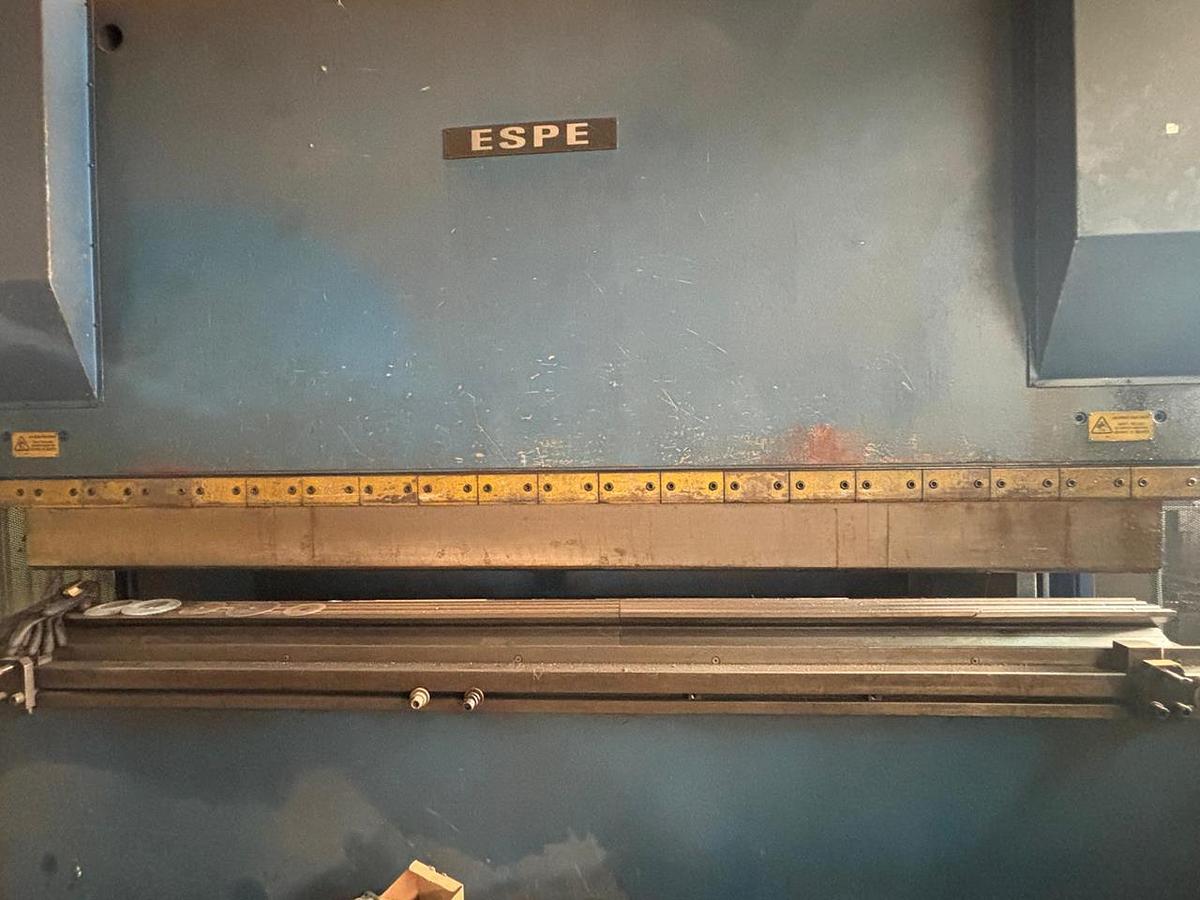 Ohraňovací lis ESPE COT 125/3050 CNC