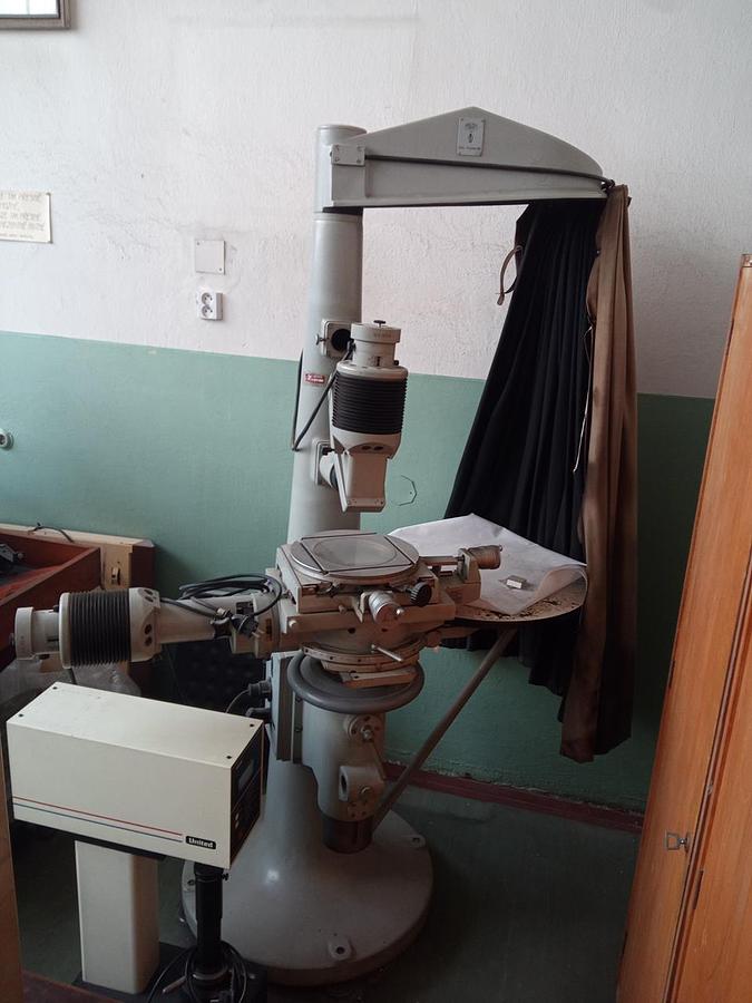 Used CARL ZEISS JENA Profil-Projektor 600