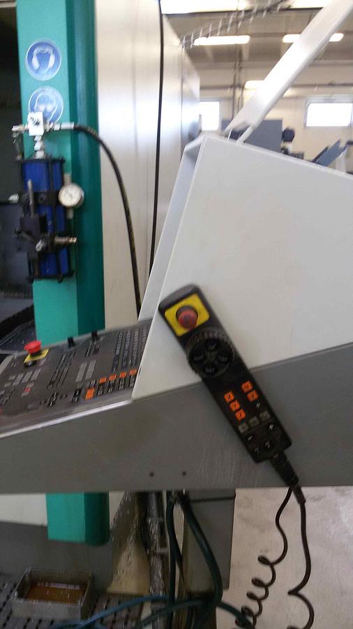 Used DECKEL MAHO DMC 103 V