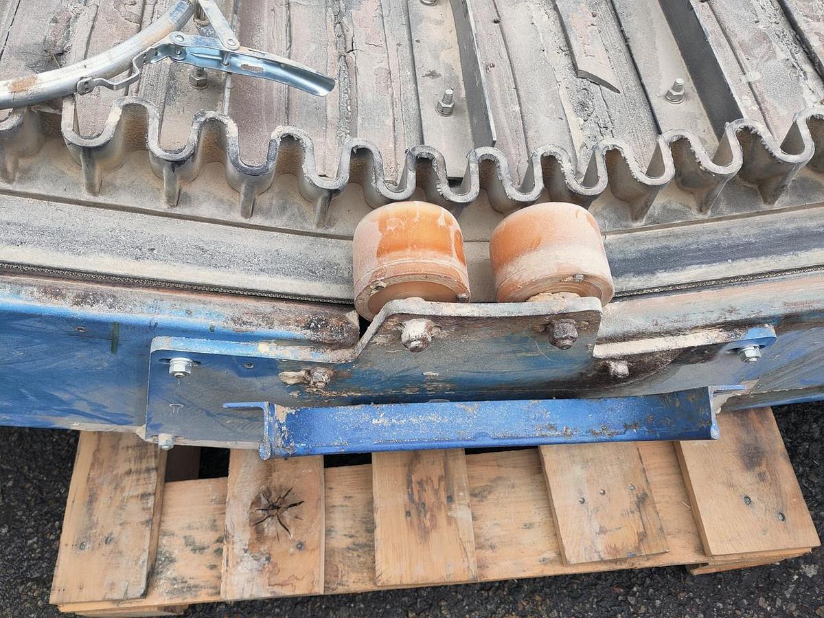 Used Pelletia CZ Conveyor belt