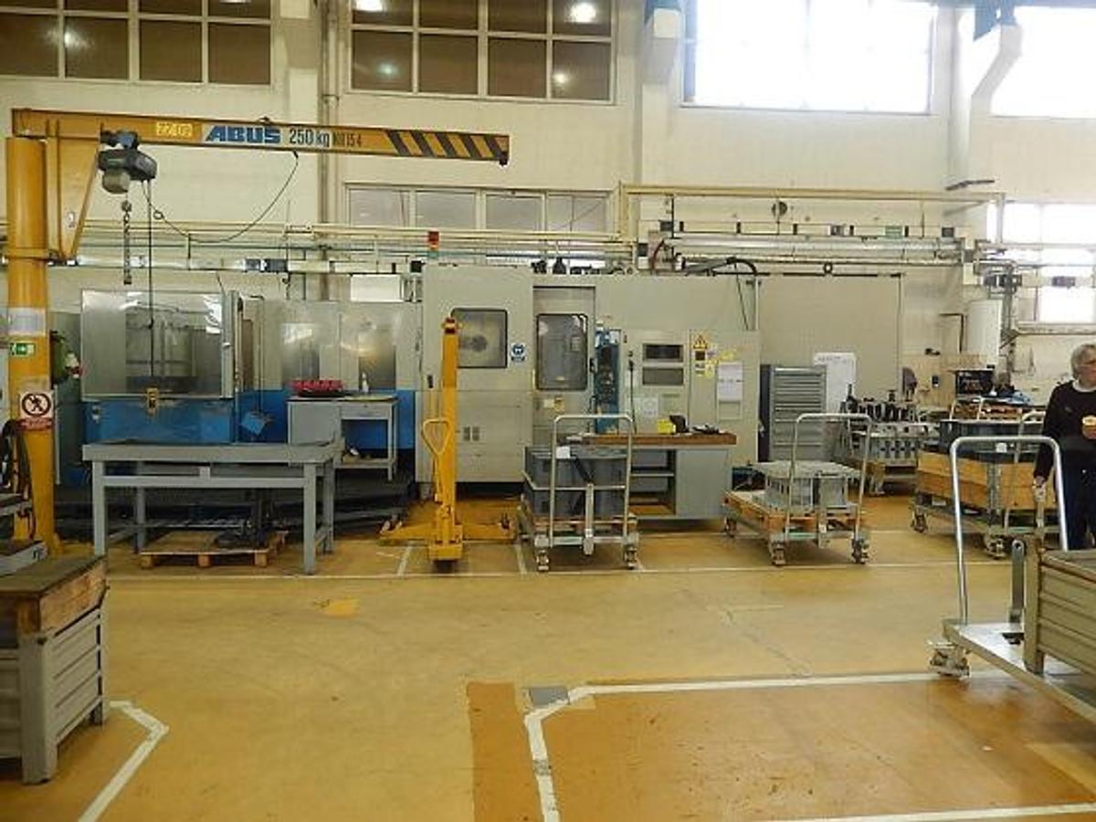 Used MAZAK H-630 N