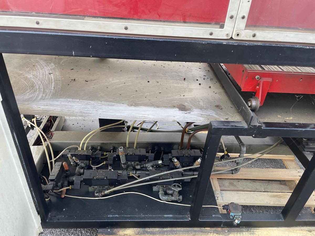 Použitý FORMECH Vakuový tvarovací automat