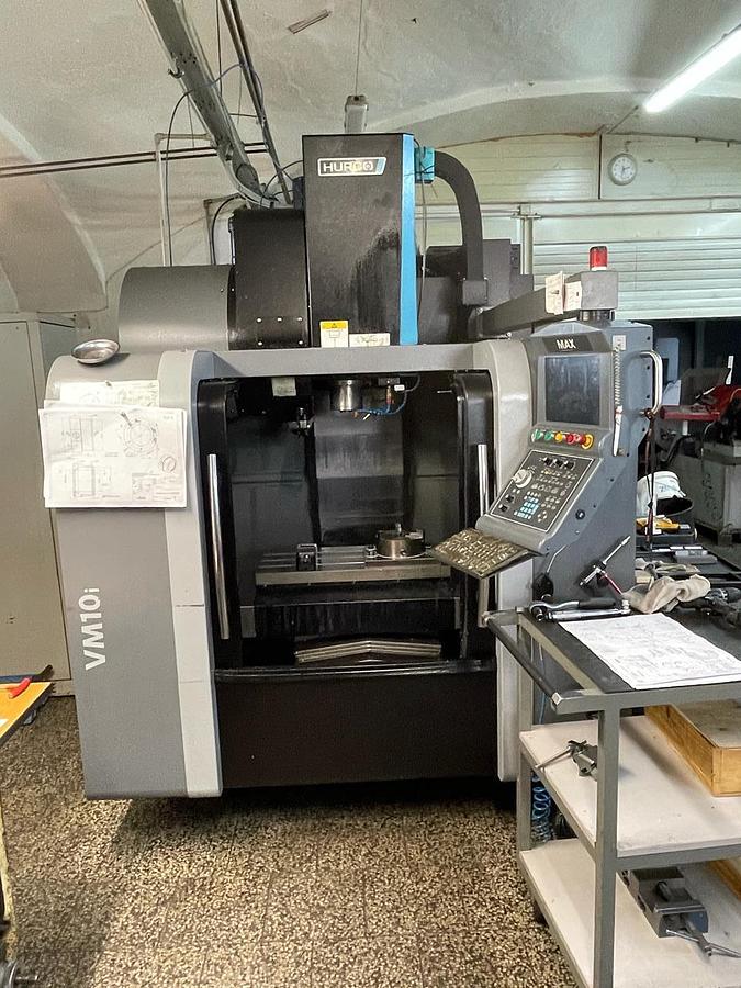 Used HURCO VM 10i