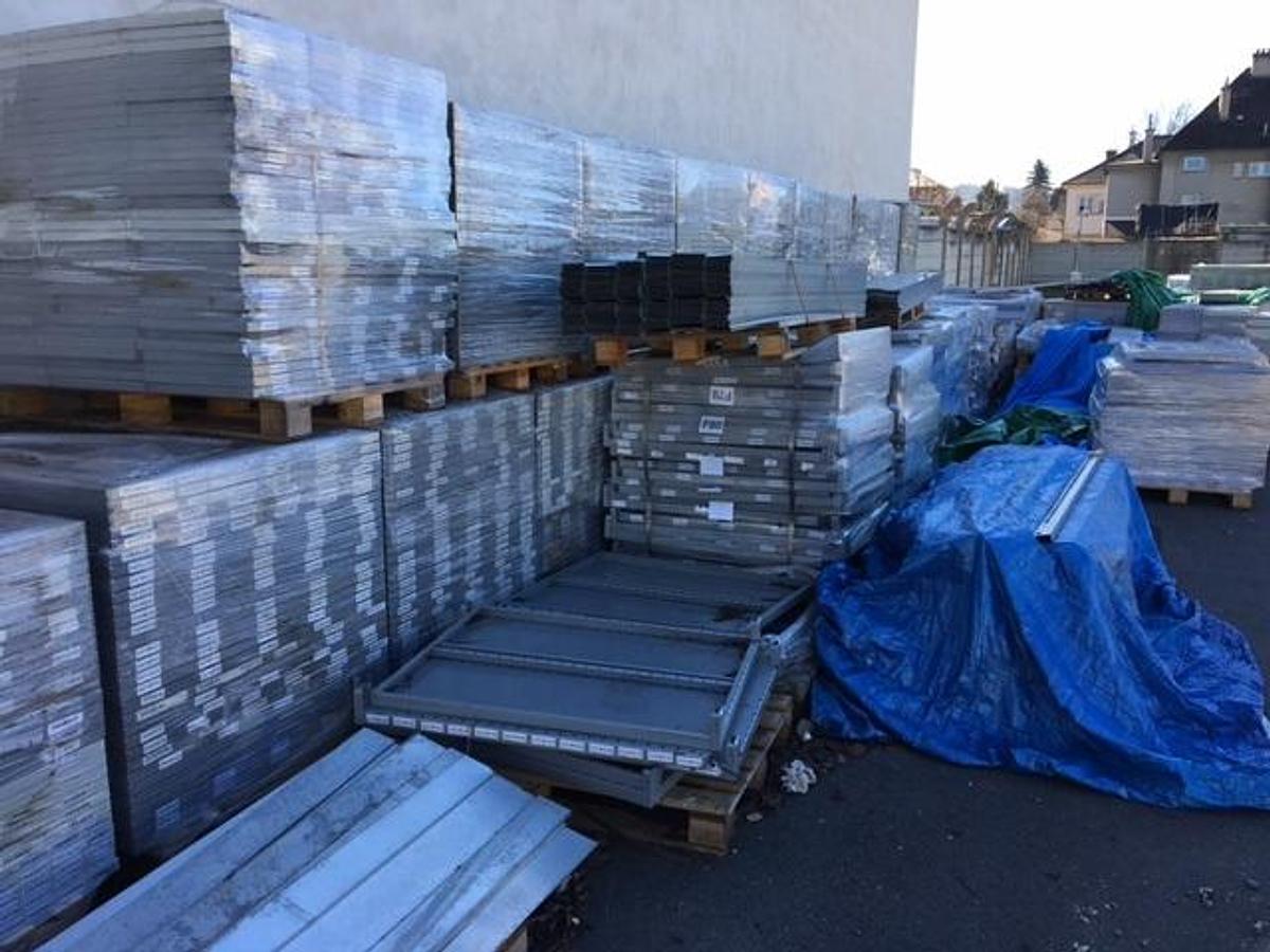 Used Sheet metal shelves