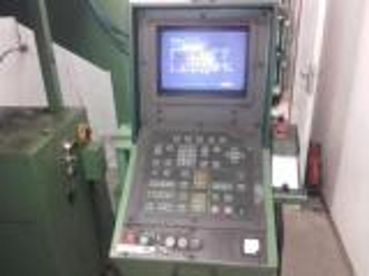 Used MAHO MC 600