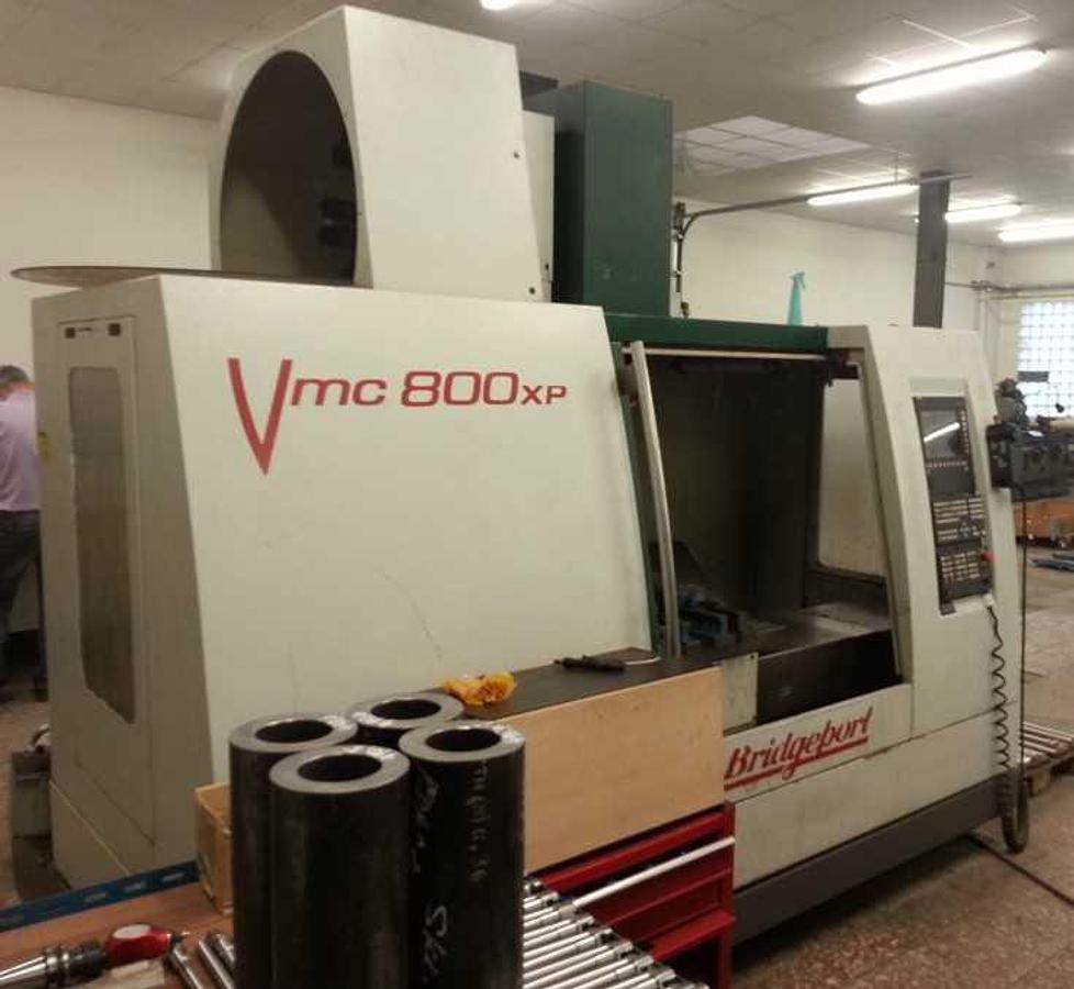 Used BRIDGEPORT VMC 800 XP CNC