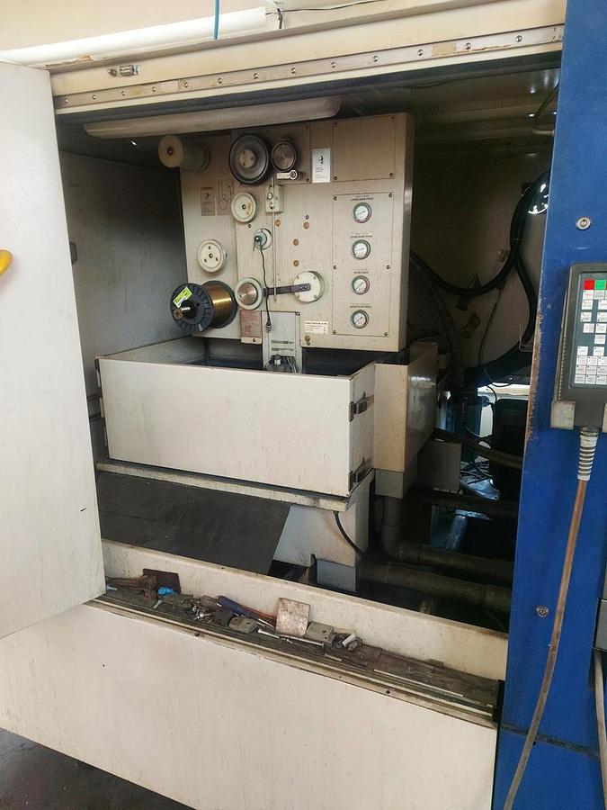 Použitý Hitachi 254Y