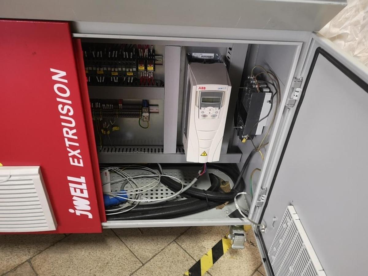 Used Jwell 32 L/D25