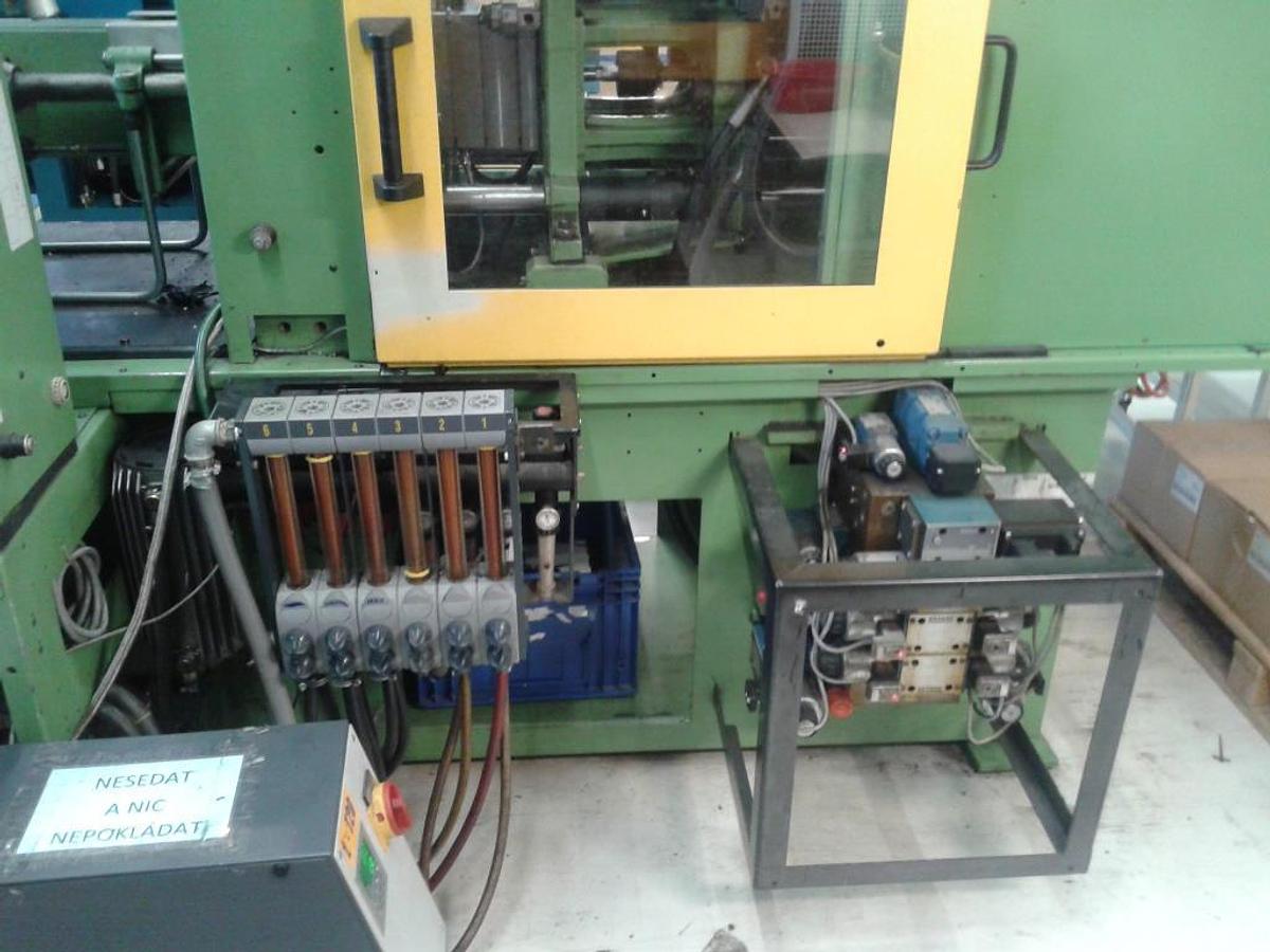 Used Arburg 270 C - 300 - 80