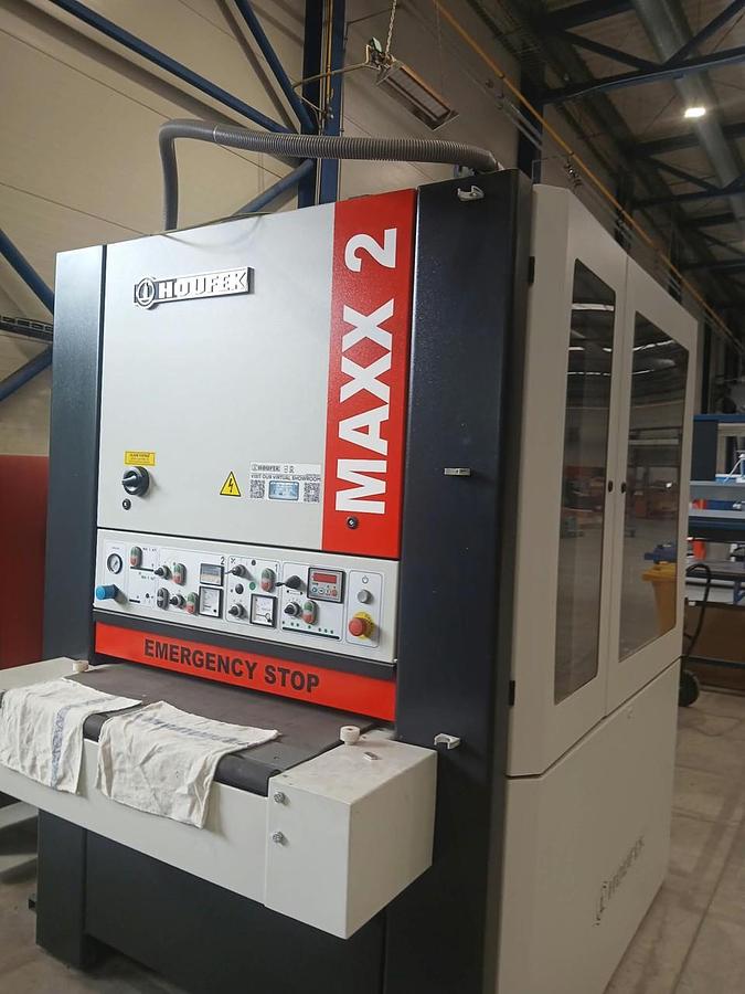 Širokopásová bruska HOUFEK SPB 800 MAXX 2
