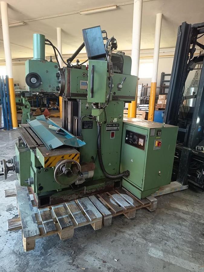 Console milling machine TOS FGS 25/32