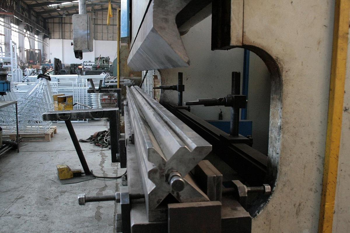 Gebraucht DURMA HAP 30200