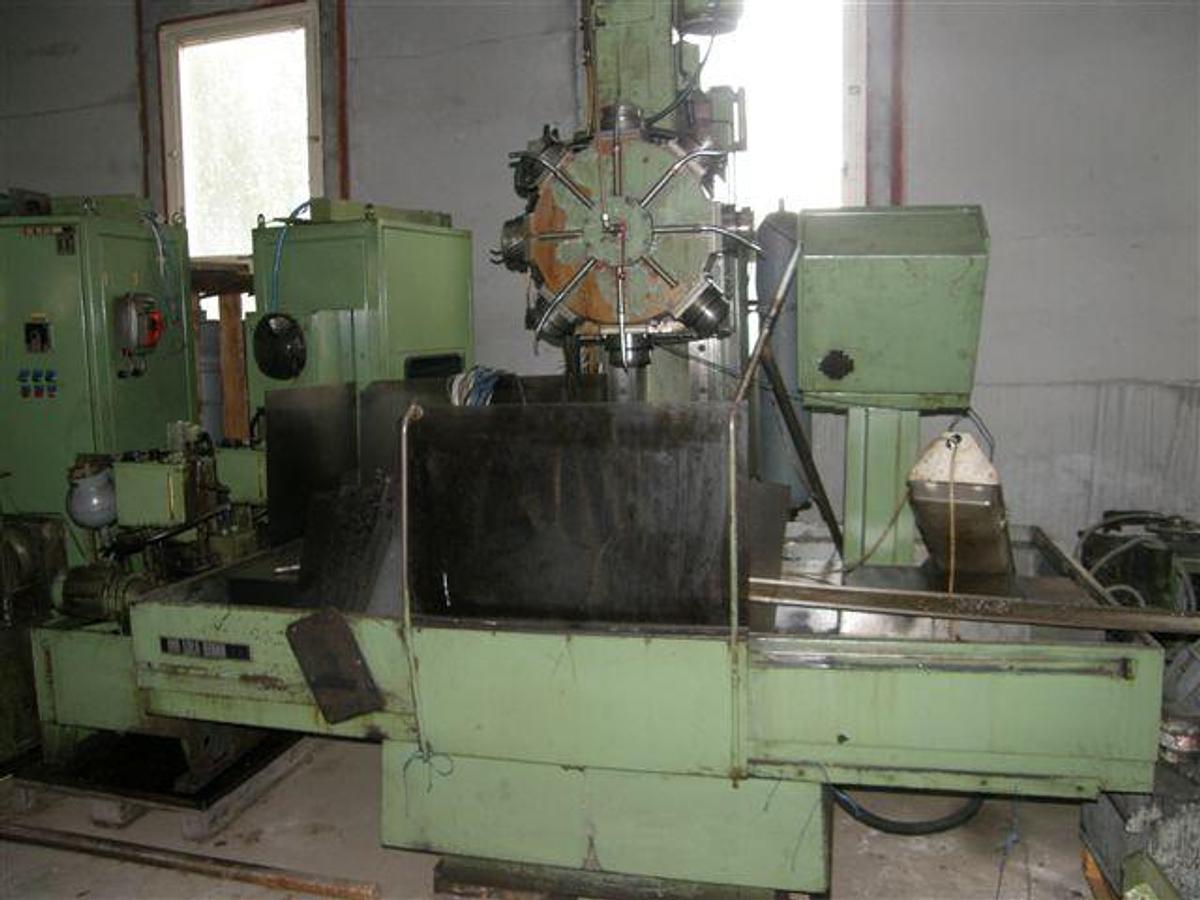 Gebraucht CNC Fräsmaschine VRBG 40 CNC