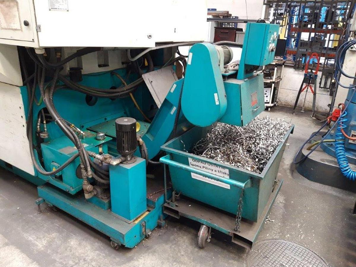 Použitý Doosan V850