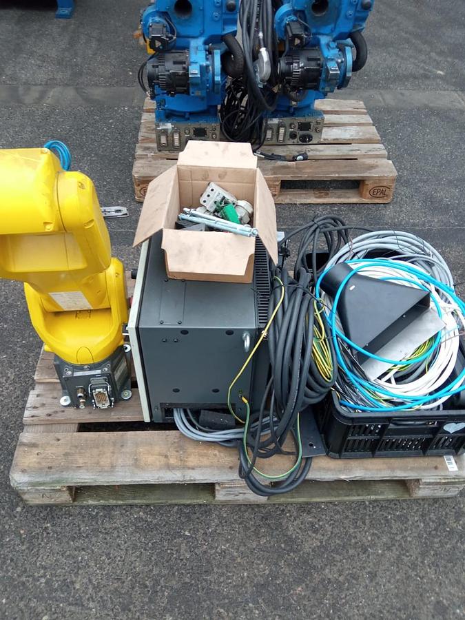 Gebraucht Fanuc LR Mate 200iD/7L