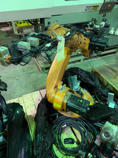 2006 KUKA KR6 ARC 6 AXIS CNC ROBOT