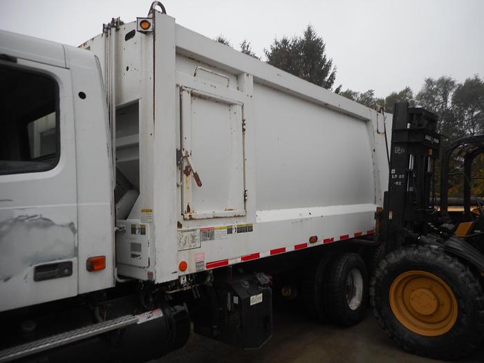 Used 2006 Heil 5000- Stock #: 8568