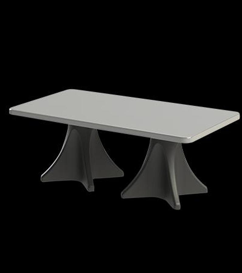 Extended dining table