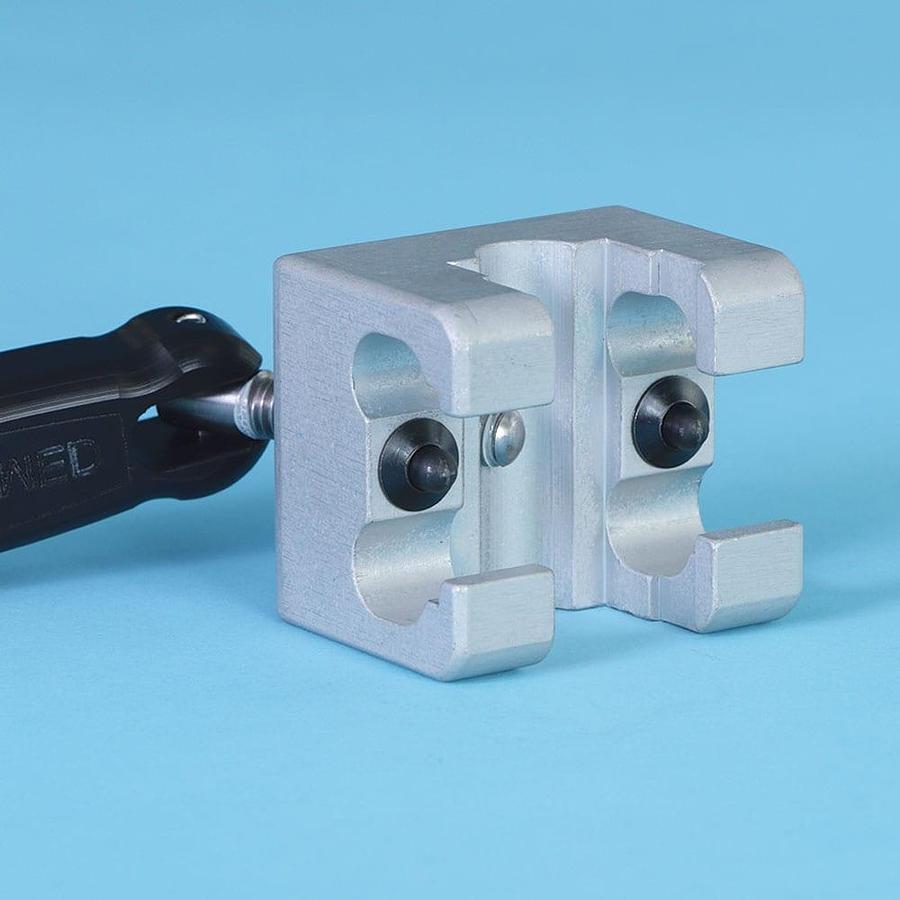 Universal Rail Clamp