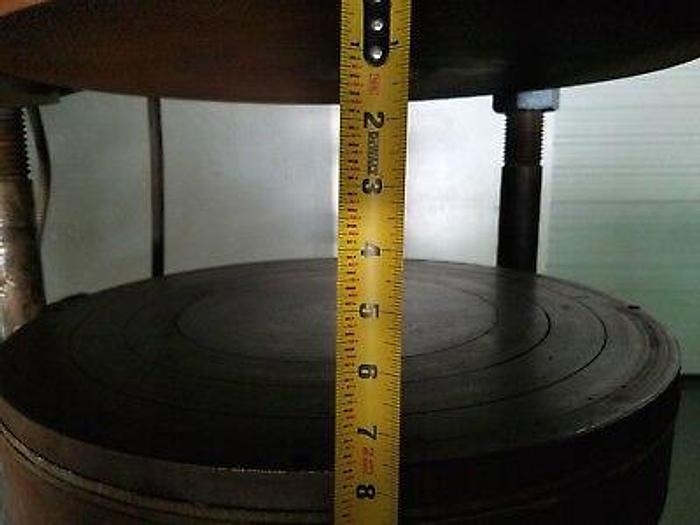 Used 18 Inch Vulcanizer makes Spin Casting Rubber Molds Hydraulic Press Autoclave